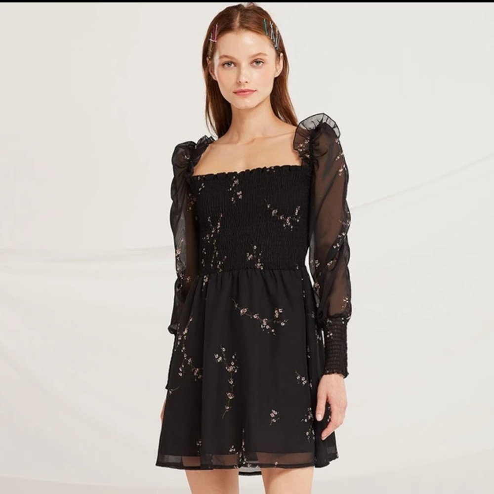 ✨STORETS✨ Zion Chiffon Square Neck Skater Dress